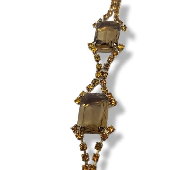 VINTAGE 1950s SPARKLING AMBER COLOR AUSTRIAN CRYSTAL & GOLDTONE BRACELET - Picture 7 of 12